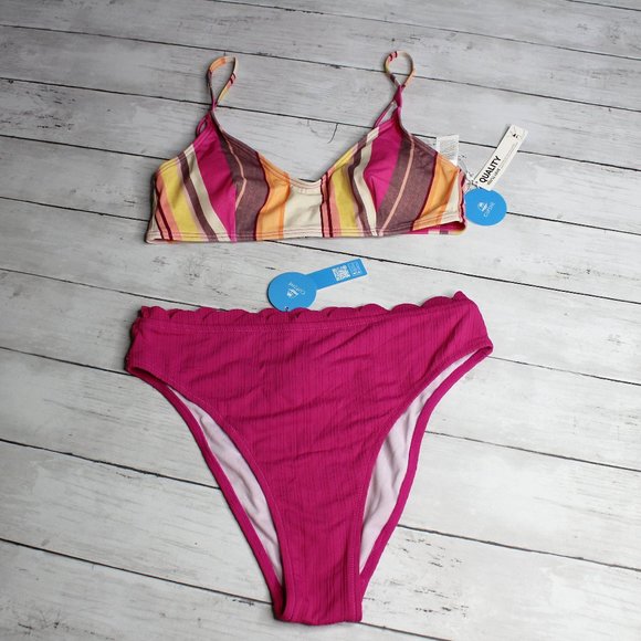 Cupshe Women's Swim Top Bikini Bottoms Size M Swimsuit 2 Pc Lot - Picture 1 of 8